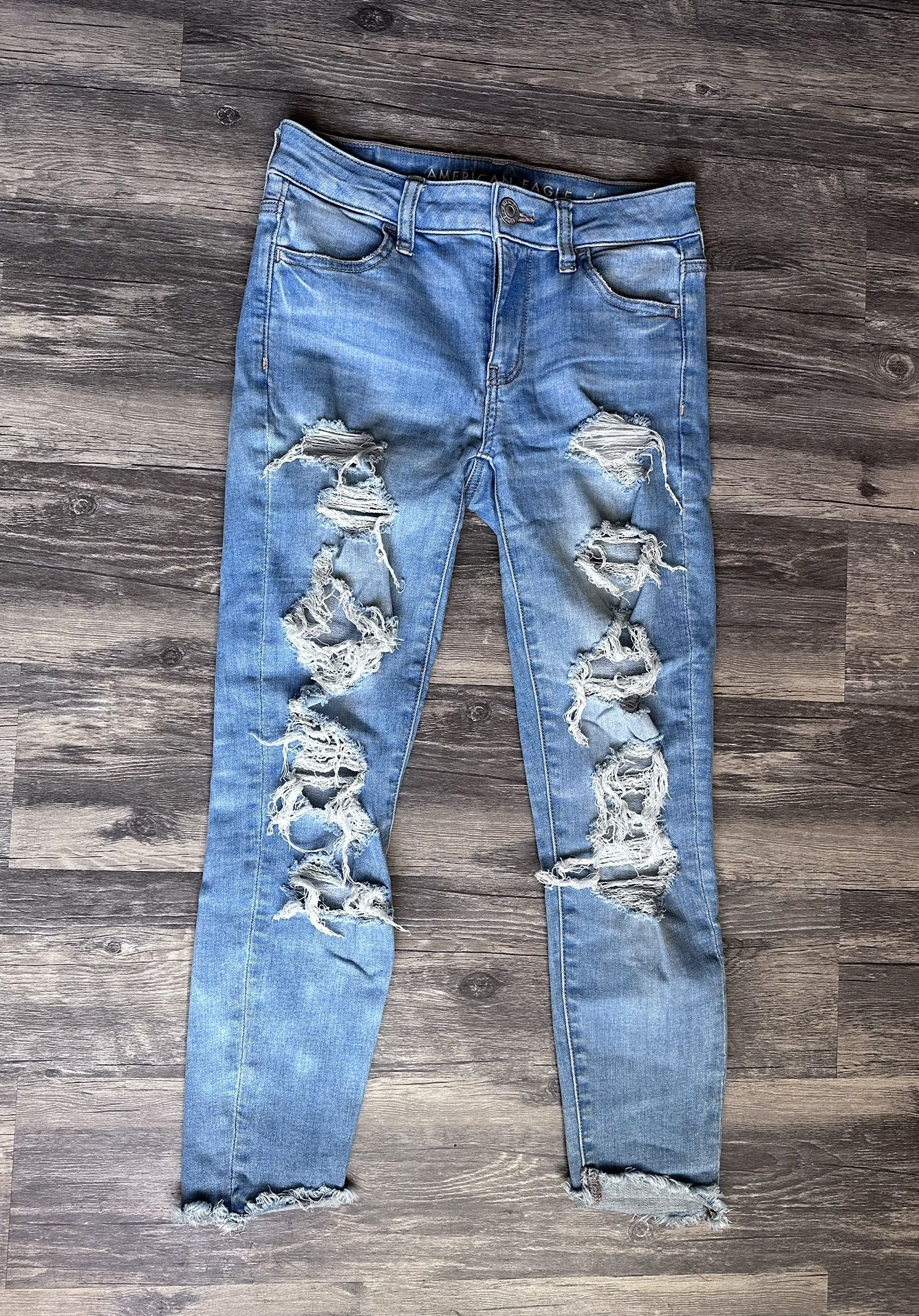 American Eagle Distressed Blue Jeans SZ 0 Short Cropped Denim 23”