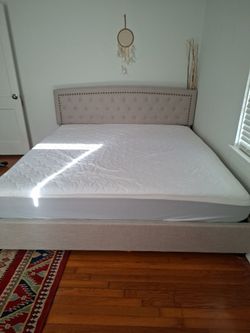 King size bed
