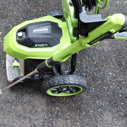 Greenworks 2100psi Electronic Pressure washer For Sale 