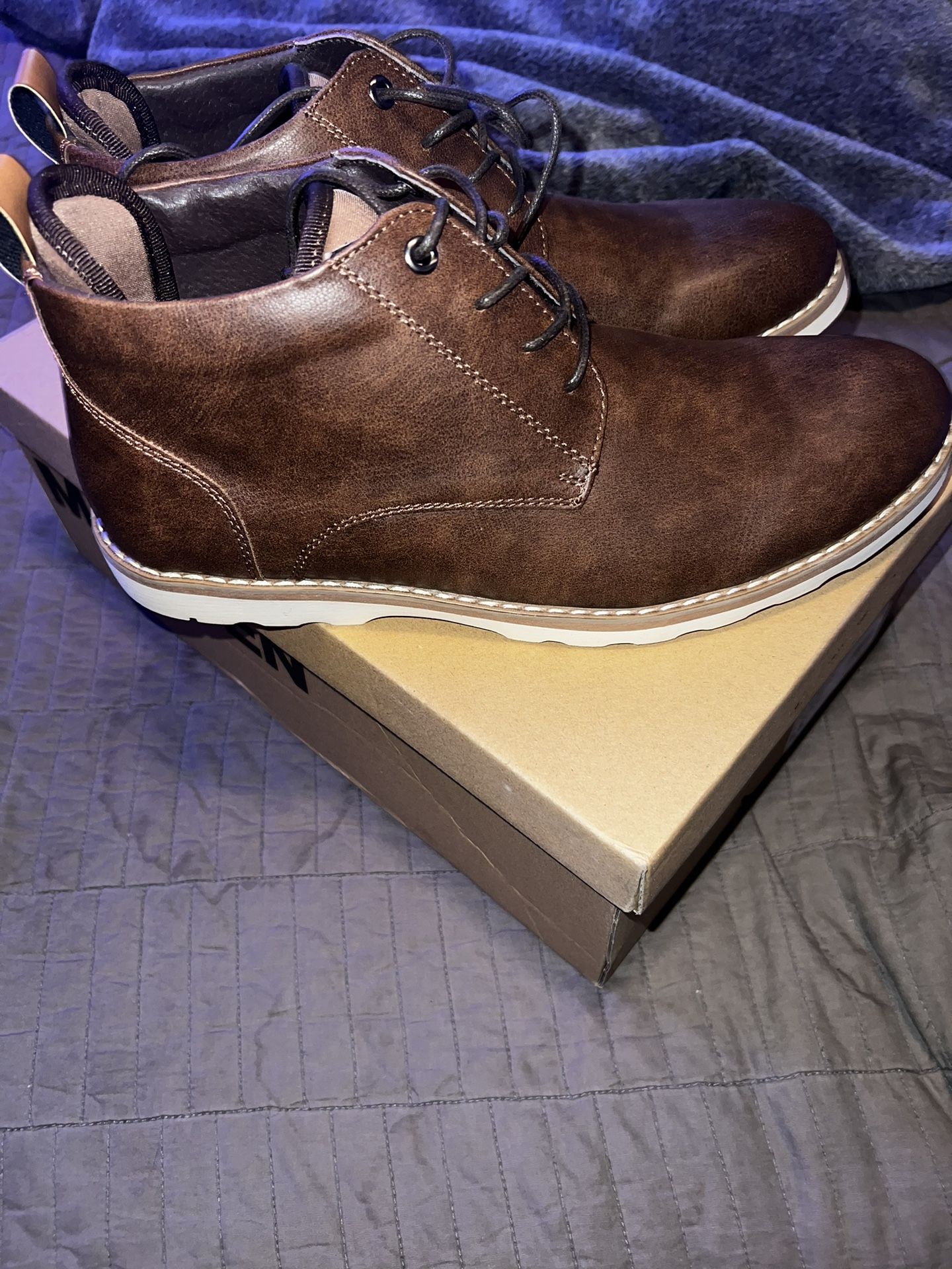 STEVE MADDEN CHAKKA BOOTS