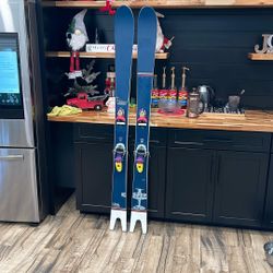 Line Sakana 174 (no Bindings)