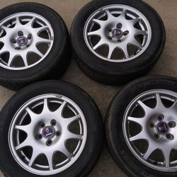 2001 OE Saab 9-5T wheels and tires.