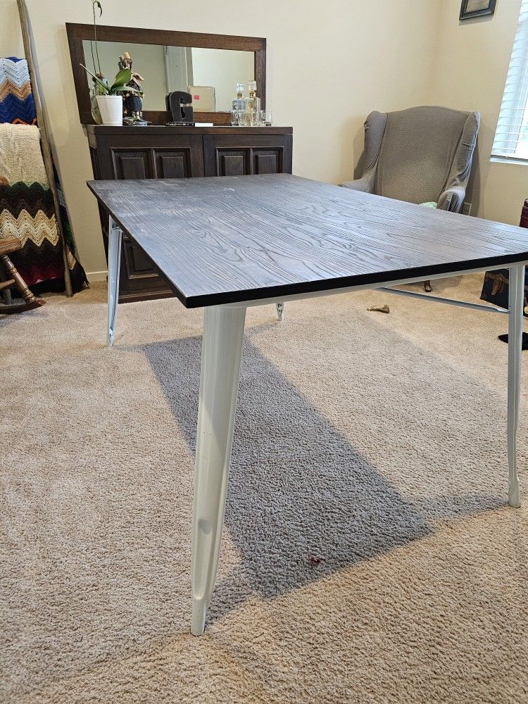 Dining Room Table Free
