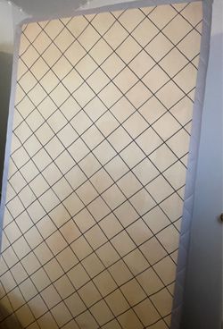 Twin Box Spring – Like New – $25