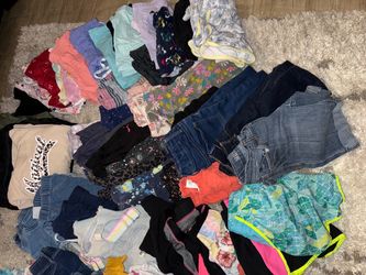Girls clothes , size 4Toddler-7kids