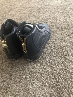 Vans kid shoes