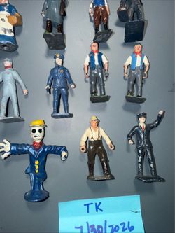 Vintage Metal Figures  Britain LTD Proprietors Made In England Fisherman C019