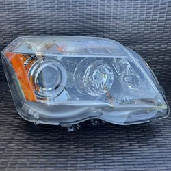 2010 2011 2012 MERCEDES-BENZ W204 GLK350 GLK300 Right Passenger Side  Bi-Xenon HID Headlight OEM A(contact info removed)