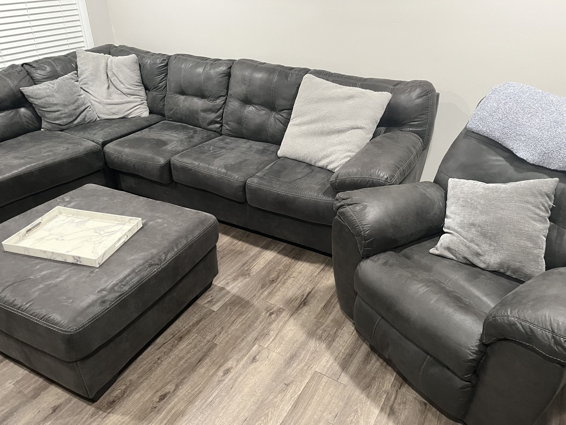 Sectional Couch With Matching Ottoman And Recliner