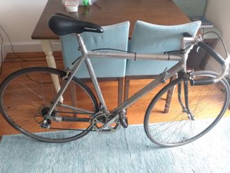 Racing Road Bike - 21" aluminium frame