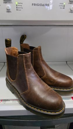 Doc Martens brown Chelsea boots