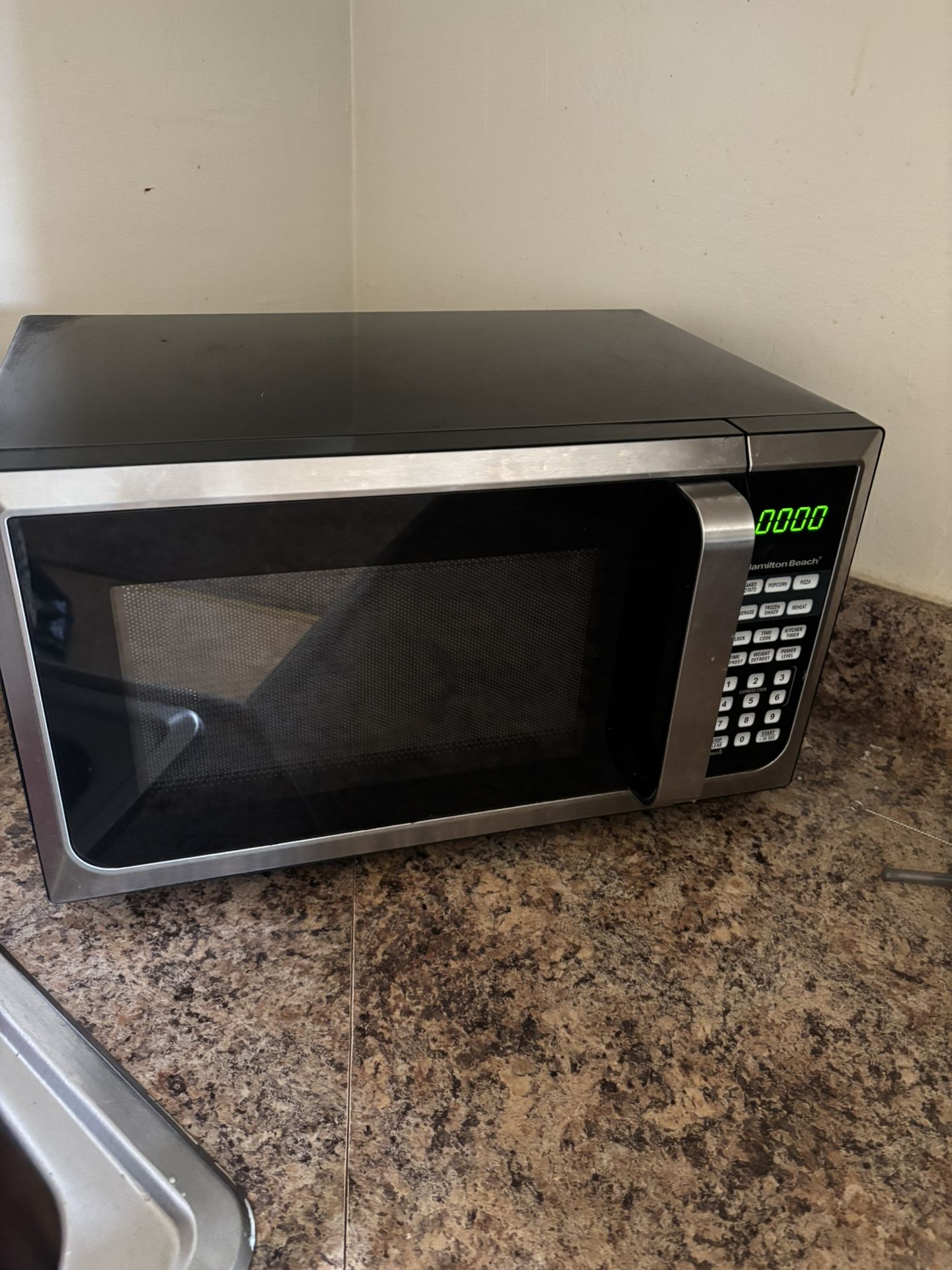 Hamilton Beach Microwave 