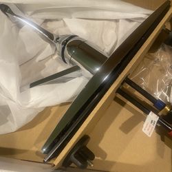 Seasons Single Handle Kitchen Faucets 