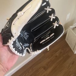 Rawlings Softball glove