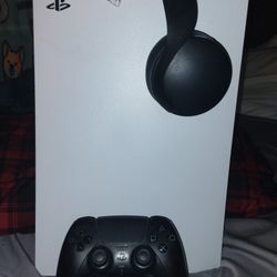 PS5, Wireless Controller, Wireless Headset. (Willing To Trade For A XBOX series X)