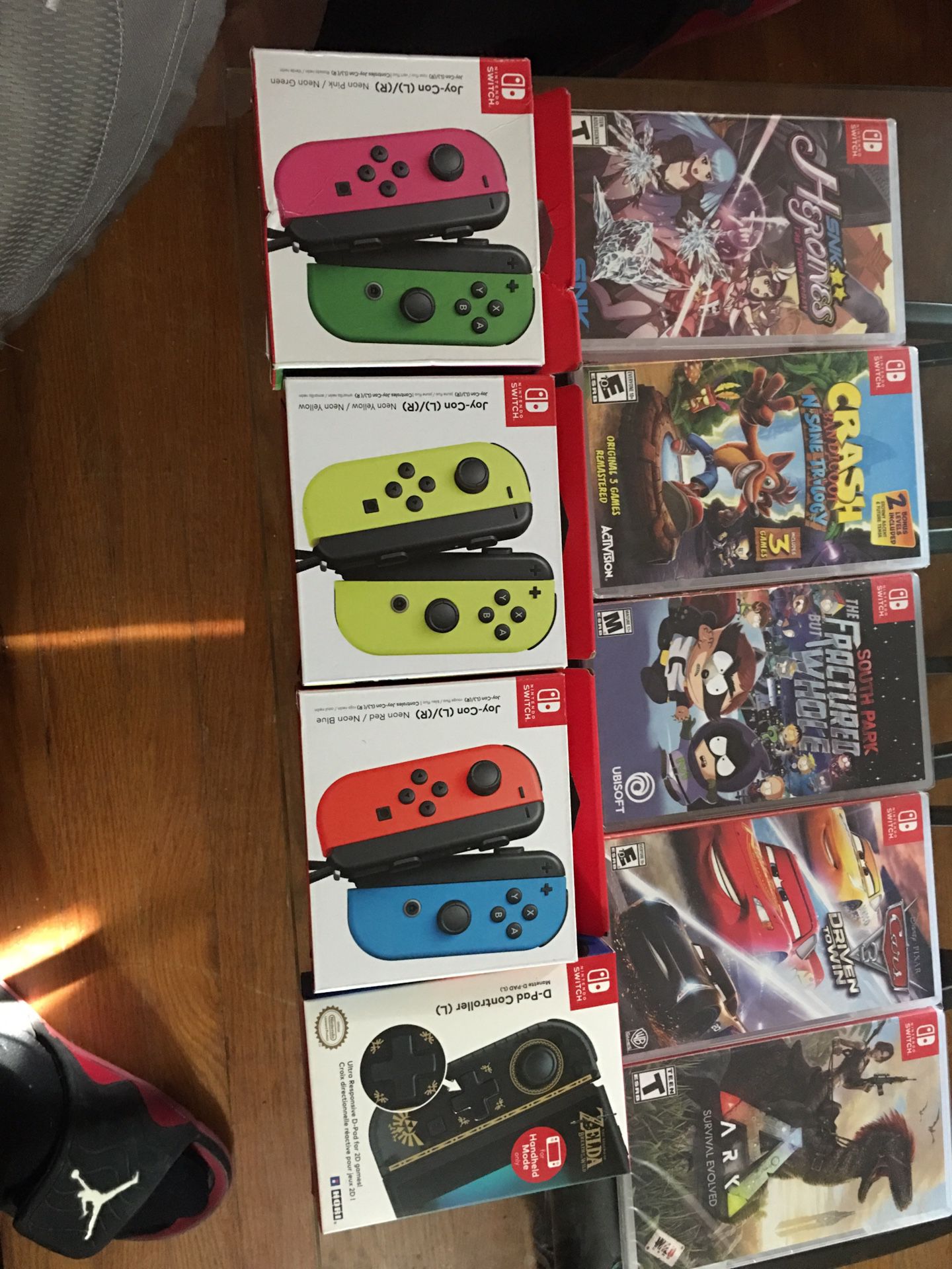 Nintendo Switch games and controllers