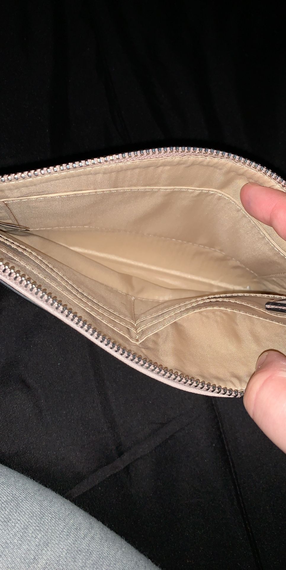 Guess wallet