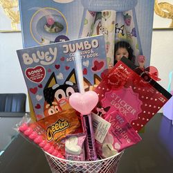 BLUEY Valentines Basket