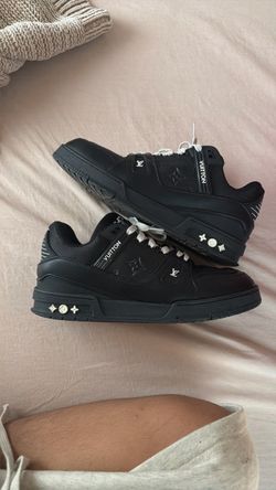 Lv trainer black