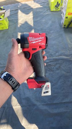 Milwaukee FUEL Cordless Impact Driver Tool Only