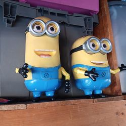 Minion toys