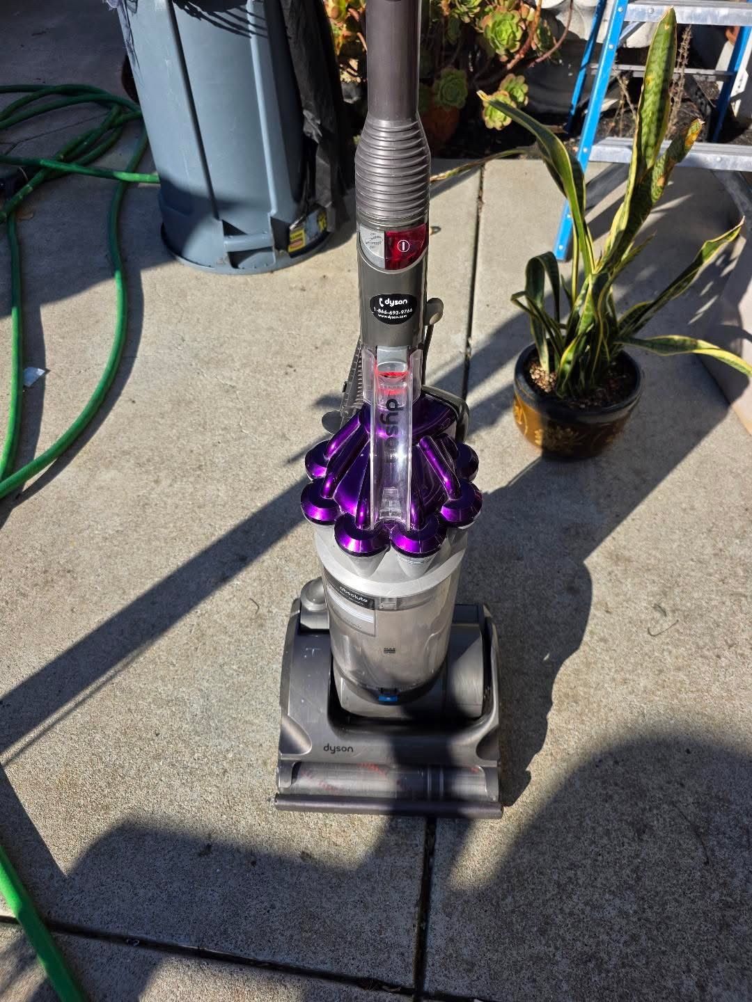 Dyson DC17 Animal Upright Vacuum – Powerful & Reliable