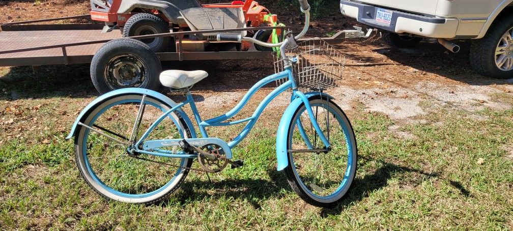 Ladies 26" Beach Cruiser Bike Macargi Tahiti Bicycle  With Wide Seat And Basket