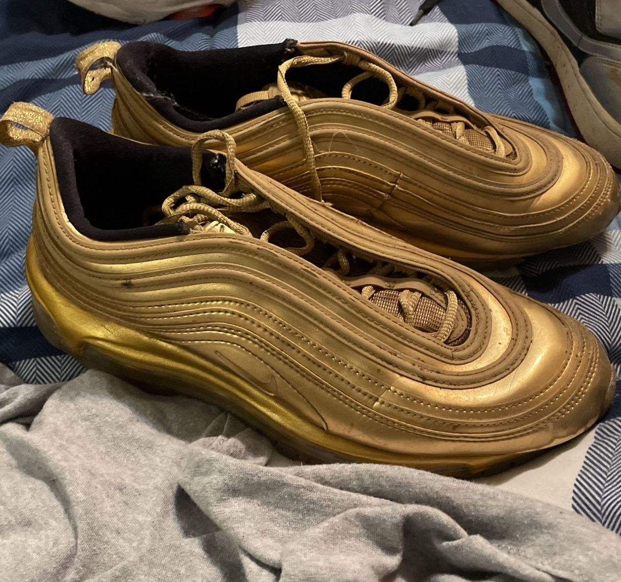 Size 9 Nike Air Max 97 "Olympic Gold" sneakers (style code CT4556-700)