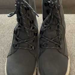 Women’s Snow Boots (Sorel)
