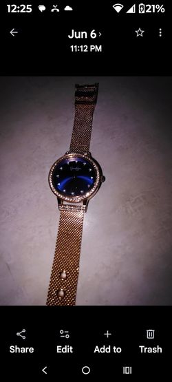 Rose toned watch