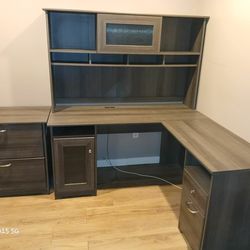 Bush furniture Cabot