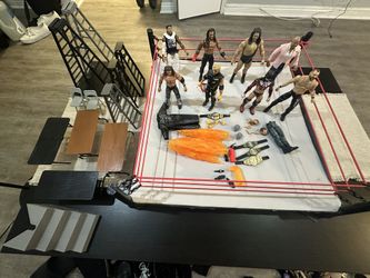 WWE ACTION FIGURES LOT