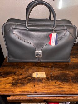 American Tourister weekender bag