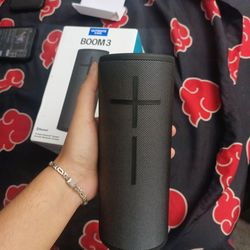 ULTIMATE EARS BOOM 3 SPEAKER