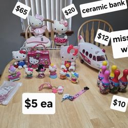 Hello kitty toys $5-$65
Ceramic Bank, tin purse, key chain, telephone, airplane, bowling pins,
Cell phone case iphone 12 pro max $ plush
Pick up in Ha