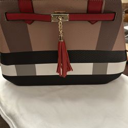 Elegant Handbag 