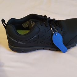 $30 Reebok Shoes Size 7 Men's 8 1/2 Women's 