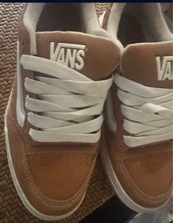 Vans woman 8