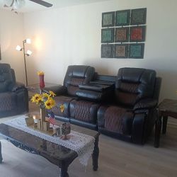 Moving Sale Living Room Set Leather 