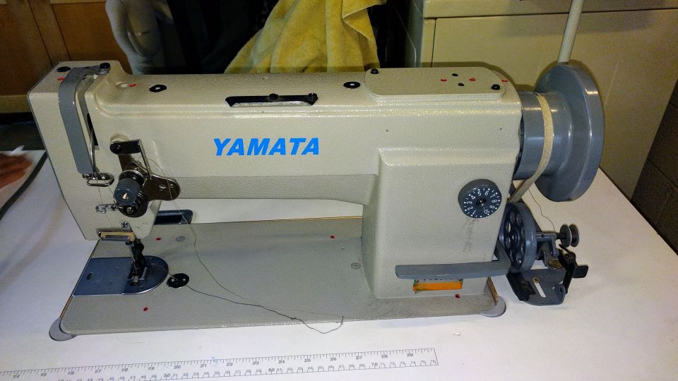 Yamata FY5618 Needle Feed Walking Foot Industrial Upholstery and leather sewing machine