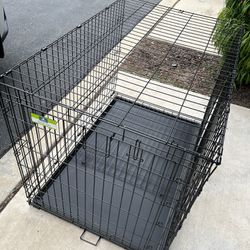 XL Collapsible Dog Kennel/Crate