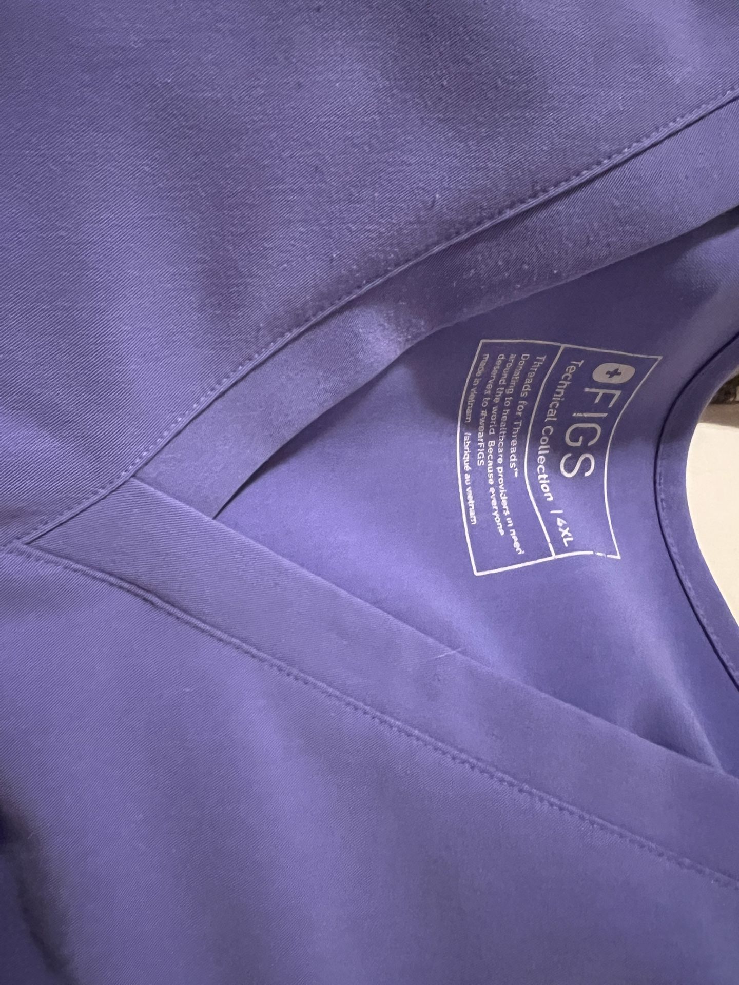 Figs scrubs