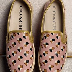 Coach Pink Heart Print Slip-On Sneakers Size 7.5 Great Condition FG2113