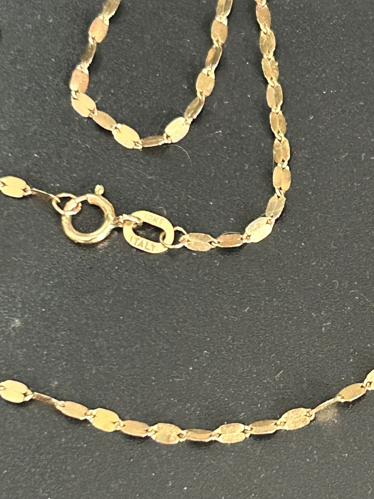 10 K Gold Chain