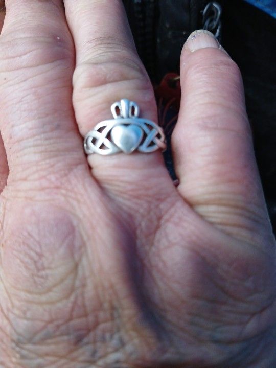 Sterling Silver Ladies Ring