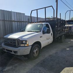 Ford 350 Heavy Duty COMERCIAL TRUCK 