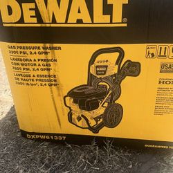 Dewalt Pressure Washer By Honda 3300 Psi Like New $340 Firm