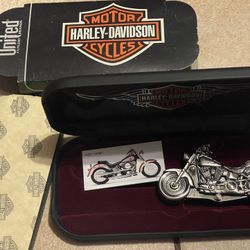 Never Used Harley Davidson Collectible Piece “Fatboy bike”