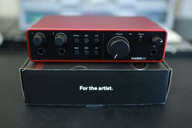 Focusrite Scarlett 2i2 4th Gen