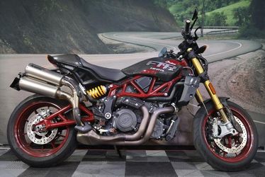 2024 Indian FTR R Carbon